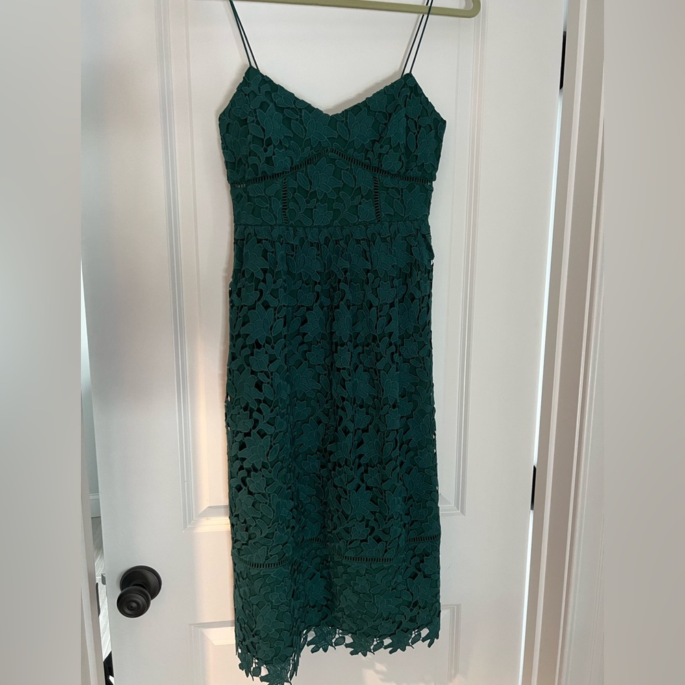 Size 0 club Monaco forest green lace dress
